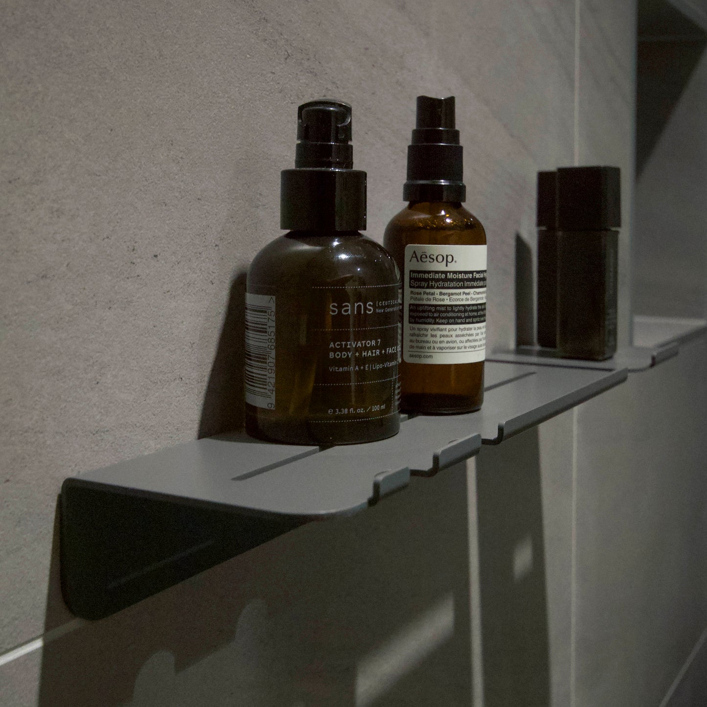 Crisp &Co. Iplo Shower Shelf