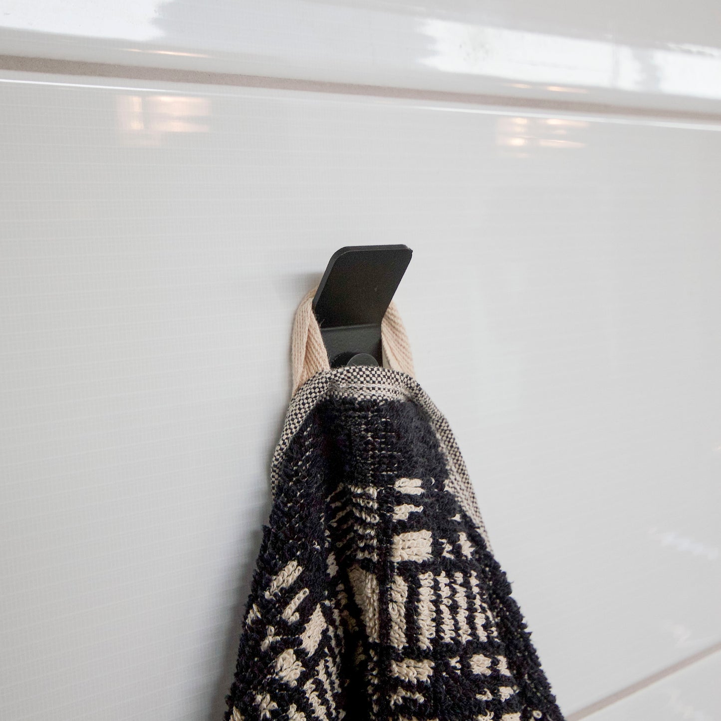 Crisp &Co. Oshu Robe Hook