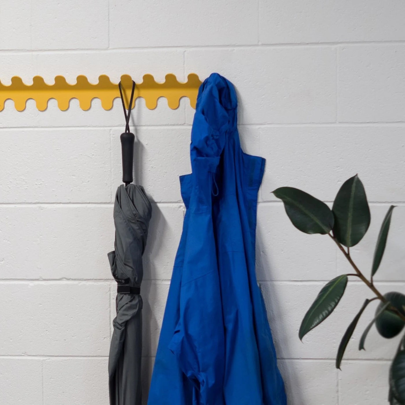 Oddthing. Wiggle Wall Hanger