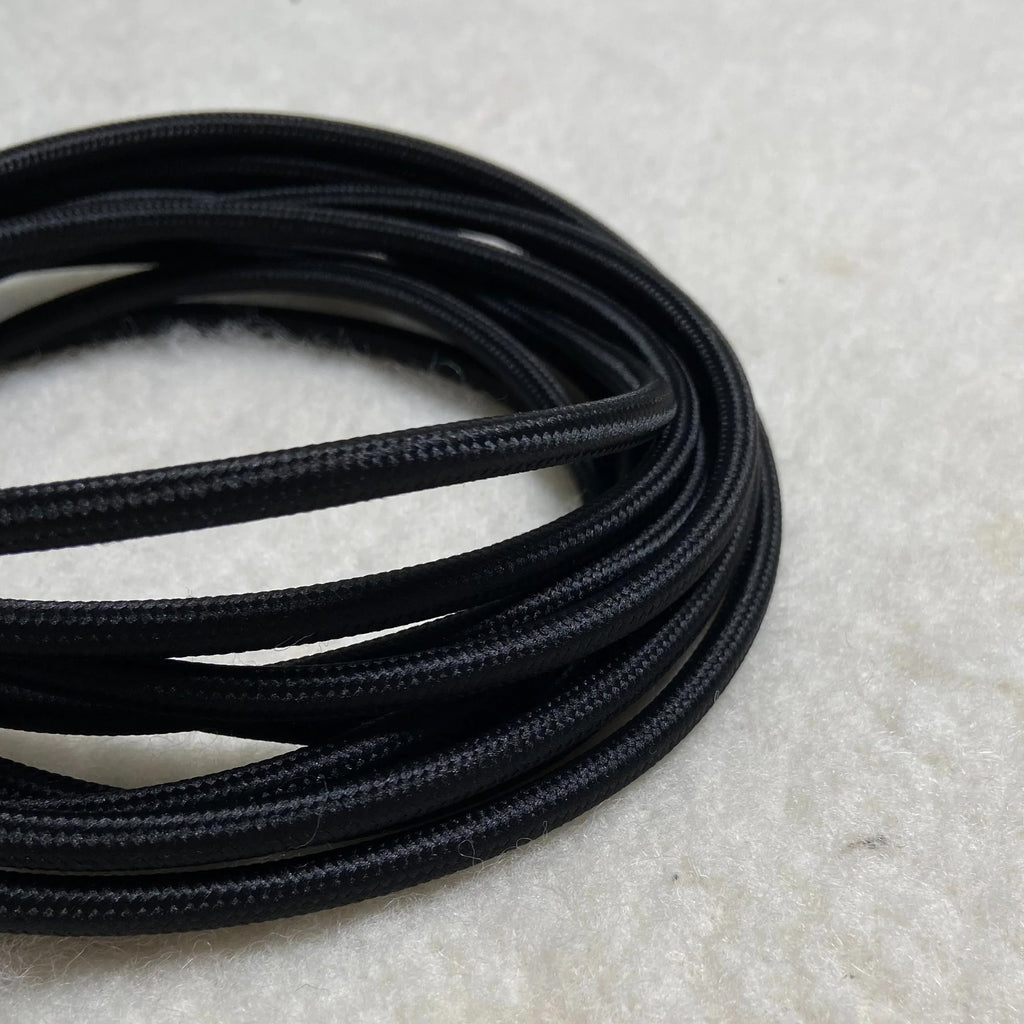 Lof. Extra Long Lighting Cord