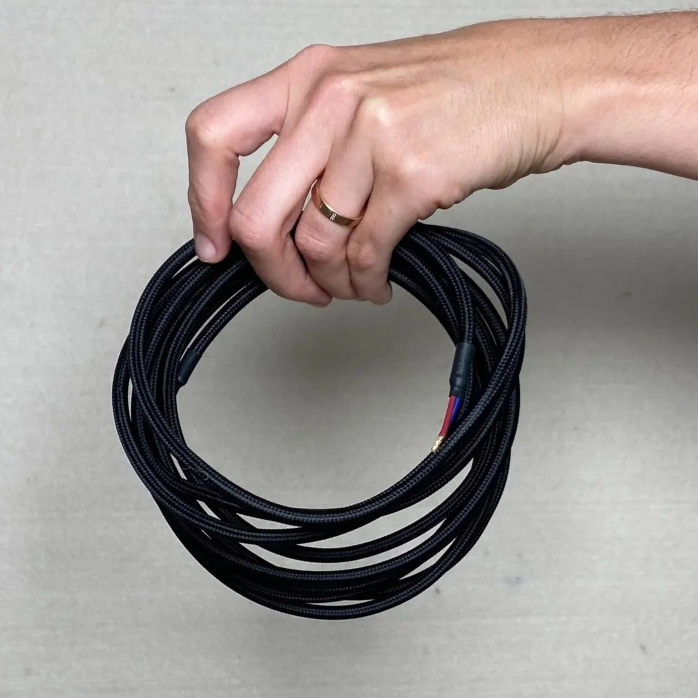 Lof. Extra Long Lighting Cord