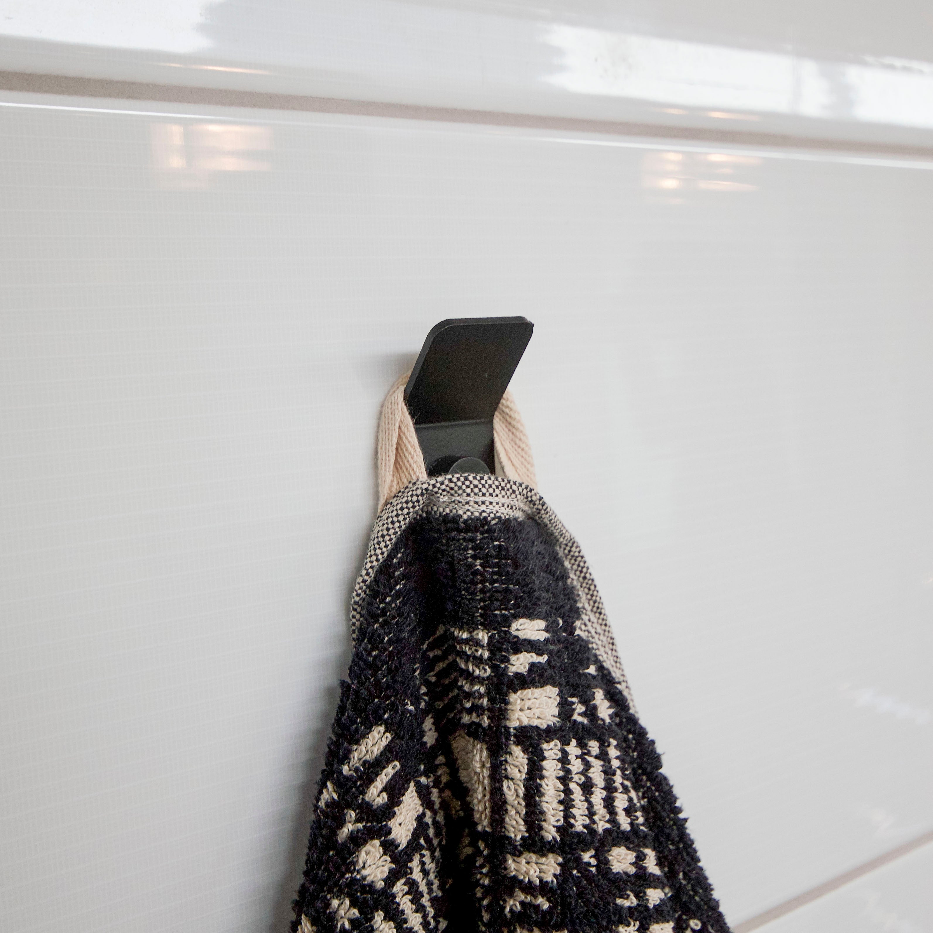 Crisp &Co. Oshu Robe Hook