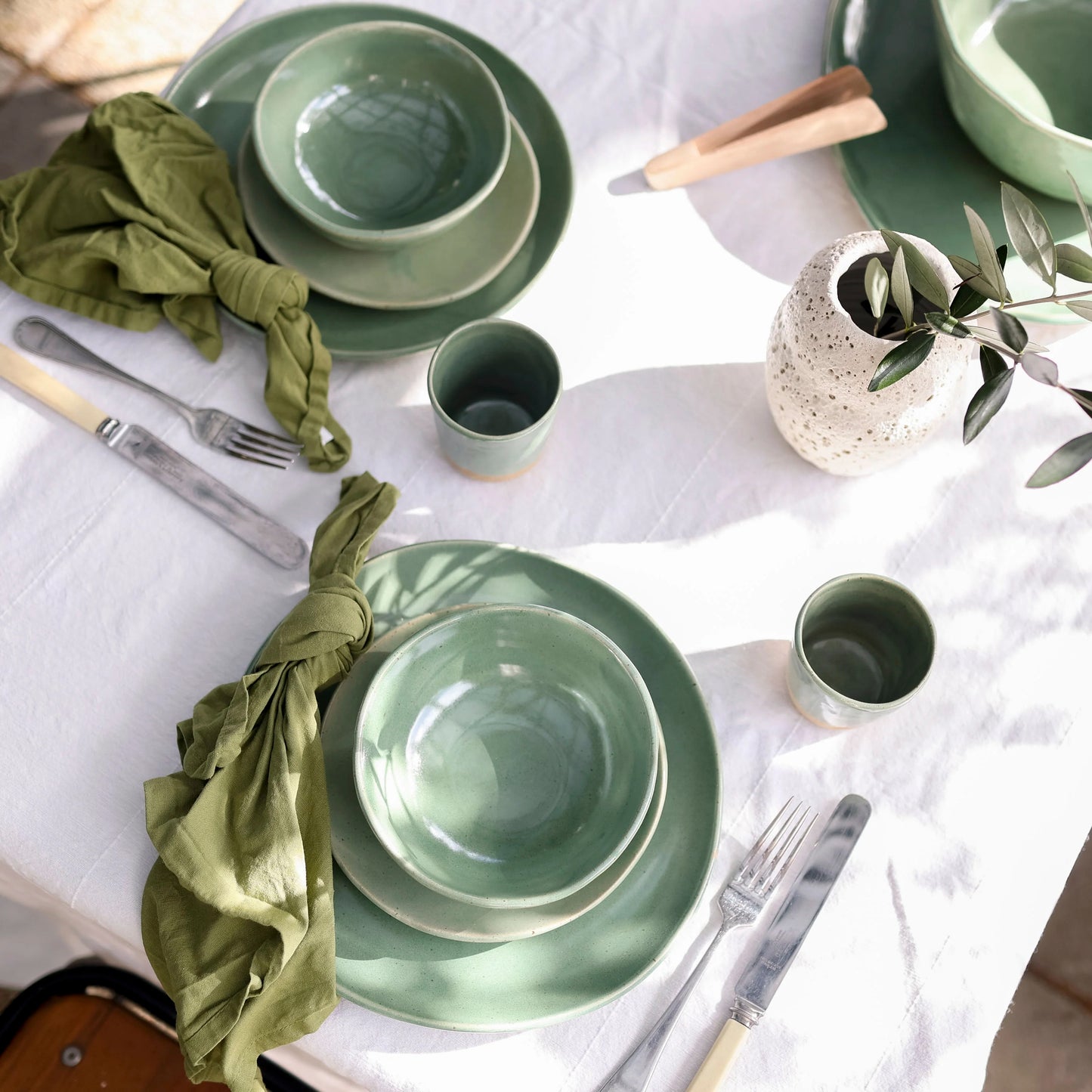 Lil Ceramics. Essentials Dinner Set - Sage Green