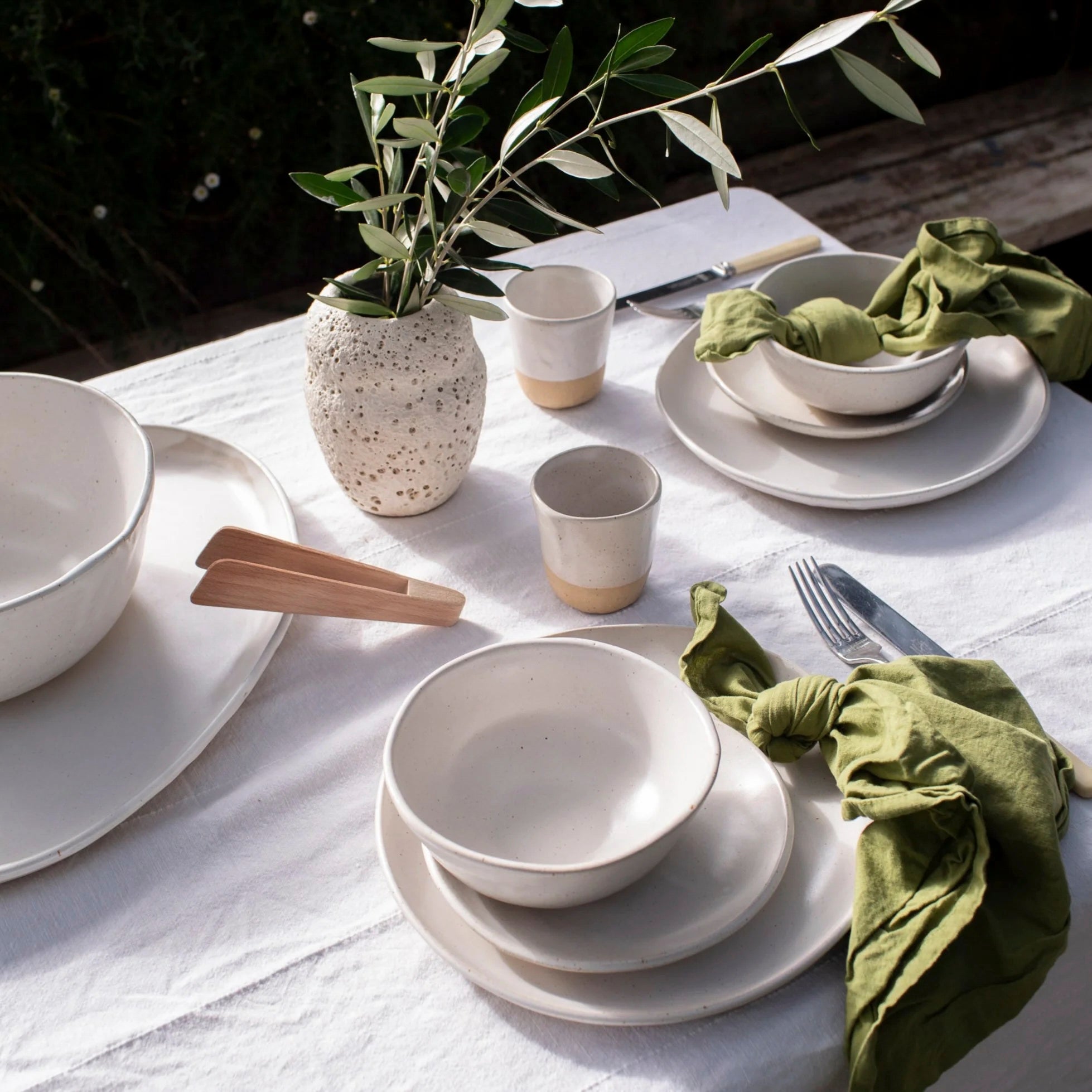 Lil Ceramics. Everyday Essentials Dinner Set