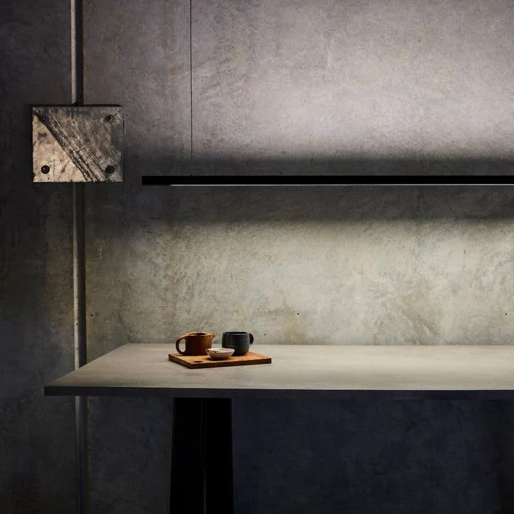 Capsühl Linear LED Linear Pendant | Black