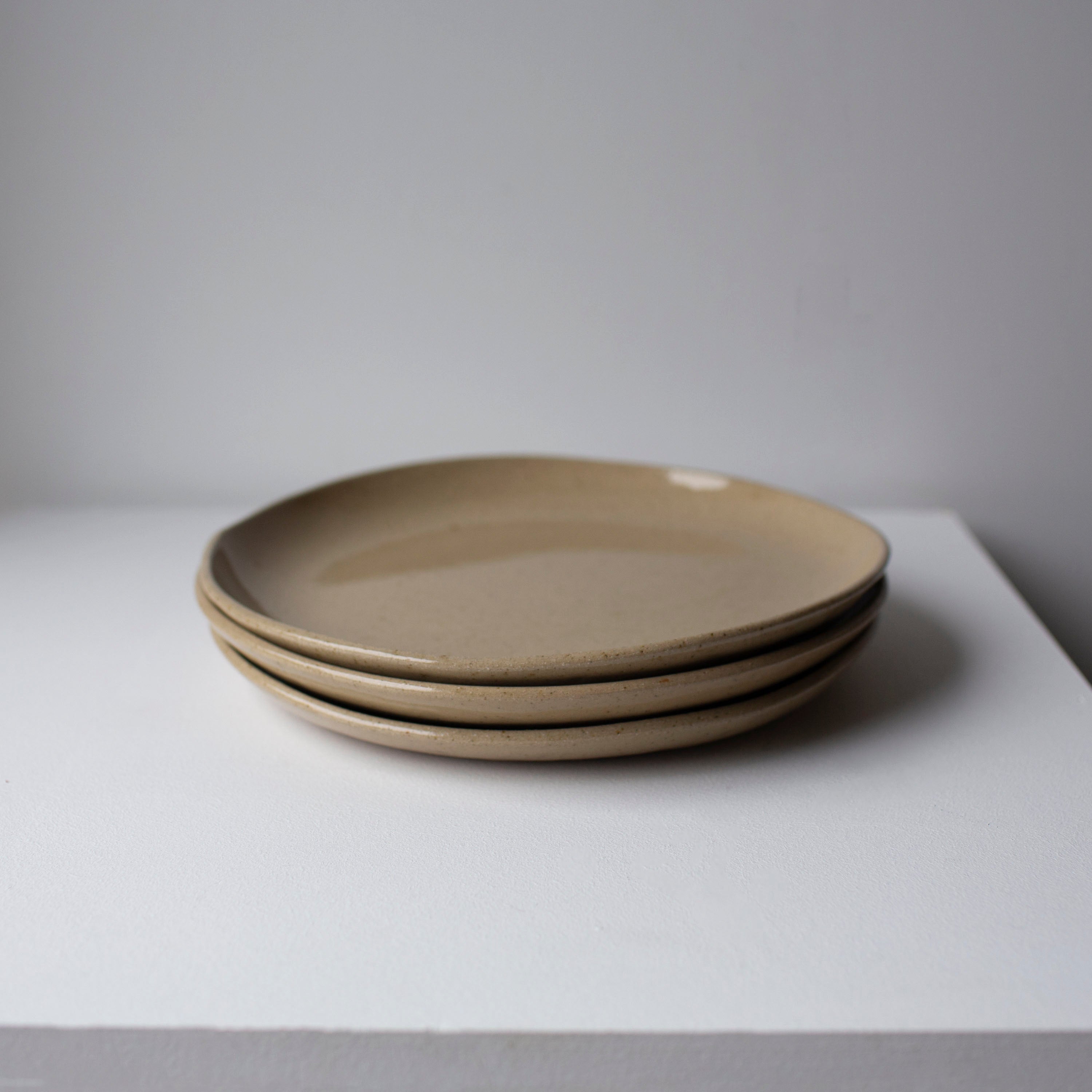Lil Ceramics. Everyday Large Plate