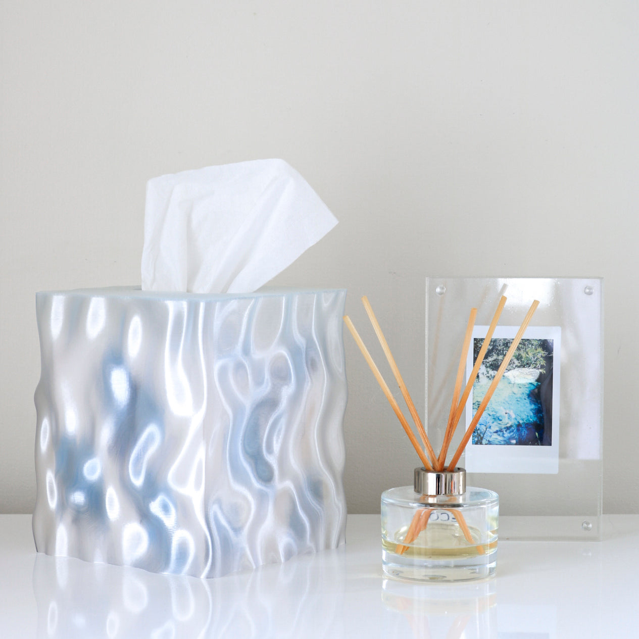 Utilize Studios. Flow Tissue Box