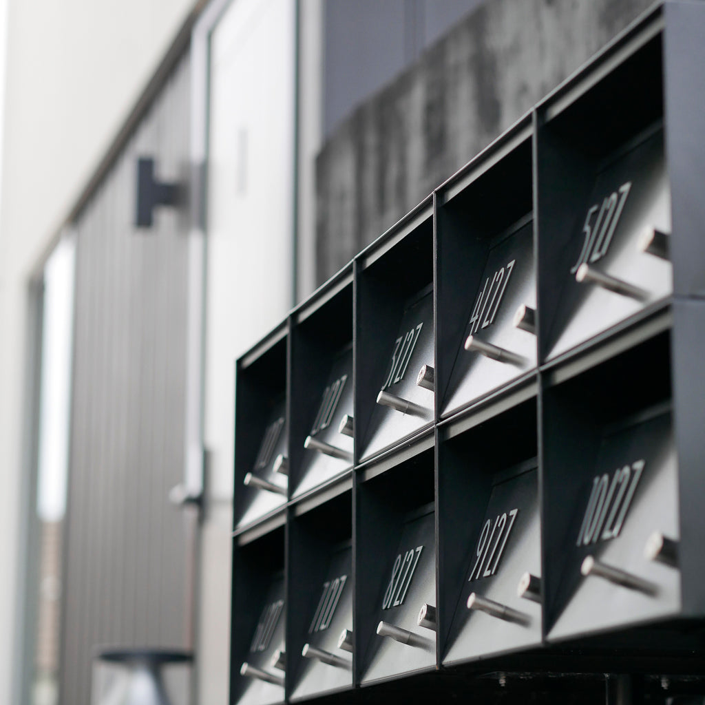 Box Design. Urban letterbox - Black casing
