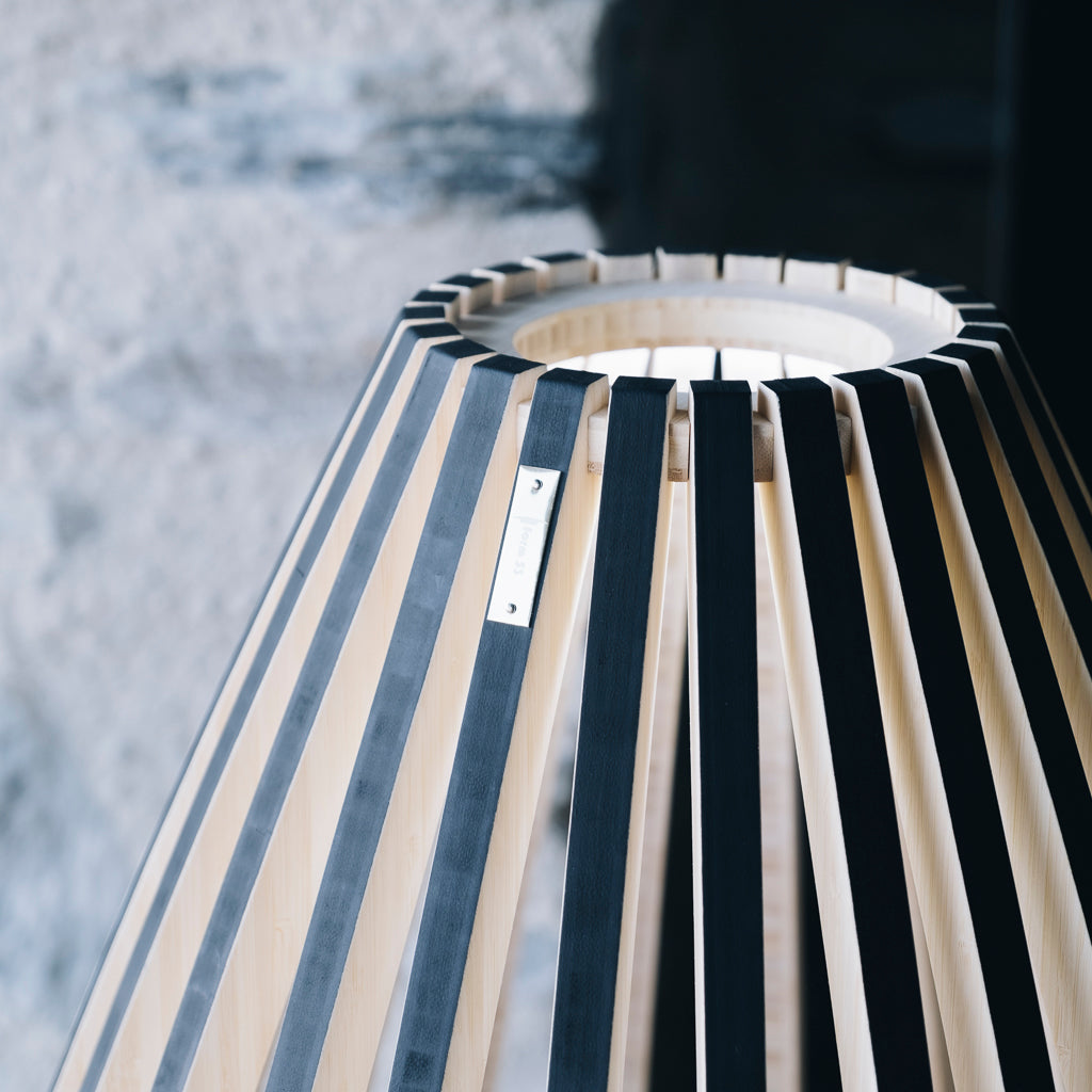 Form 53 - Gus Leen Design. Luna Lamp