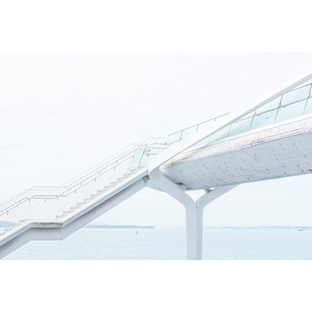 Sophie Heyworth. Pool series | Point Resolution Bridge – Collective by Box™