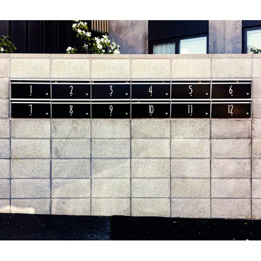 Box Design. Metro letterbox - Silver Pearl casing